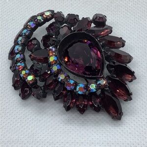 Vintage Purple Crystal Rhinestone Brooch Pin Stunning 3” Estate Jewelry 3D Rare